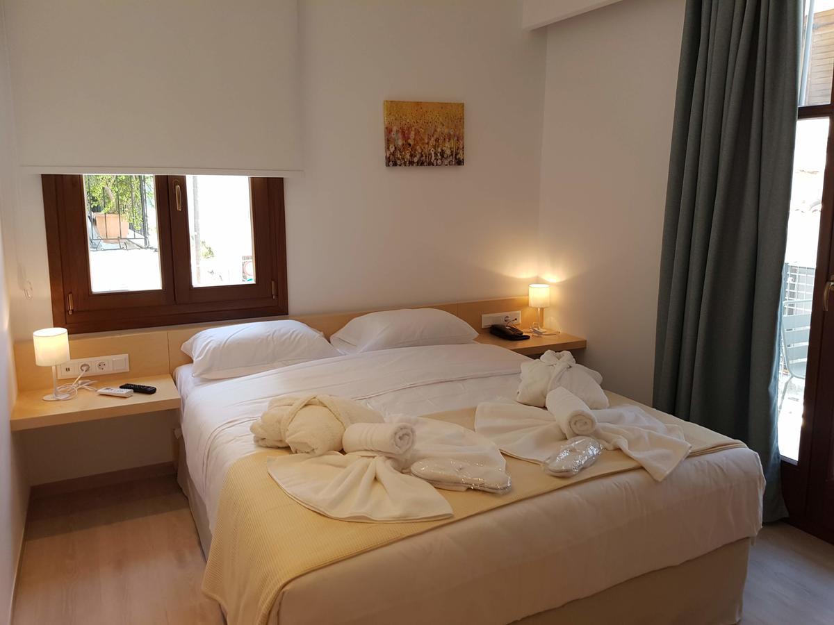 8Kto Hotell Skiáthos Eksteriør bilde