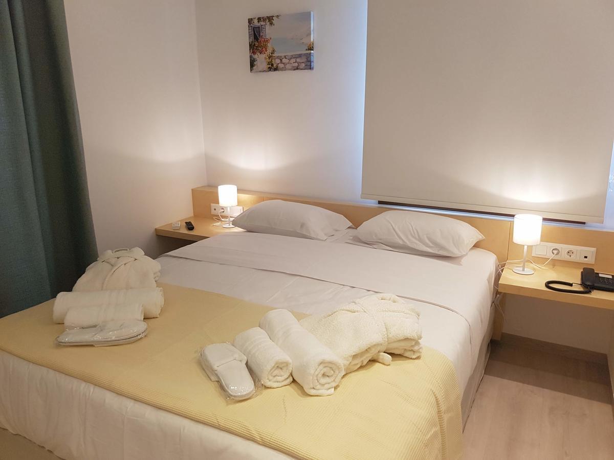 8Kto Hotell Skiáthos Eksteriør bilde